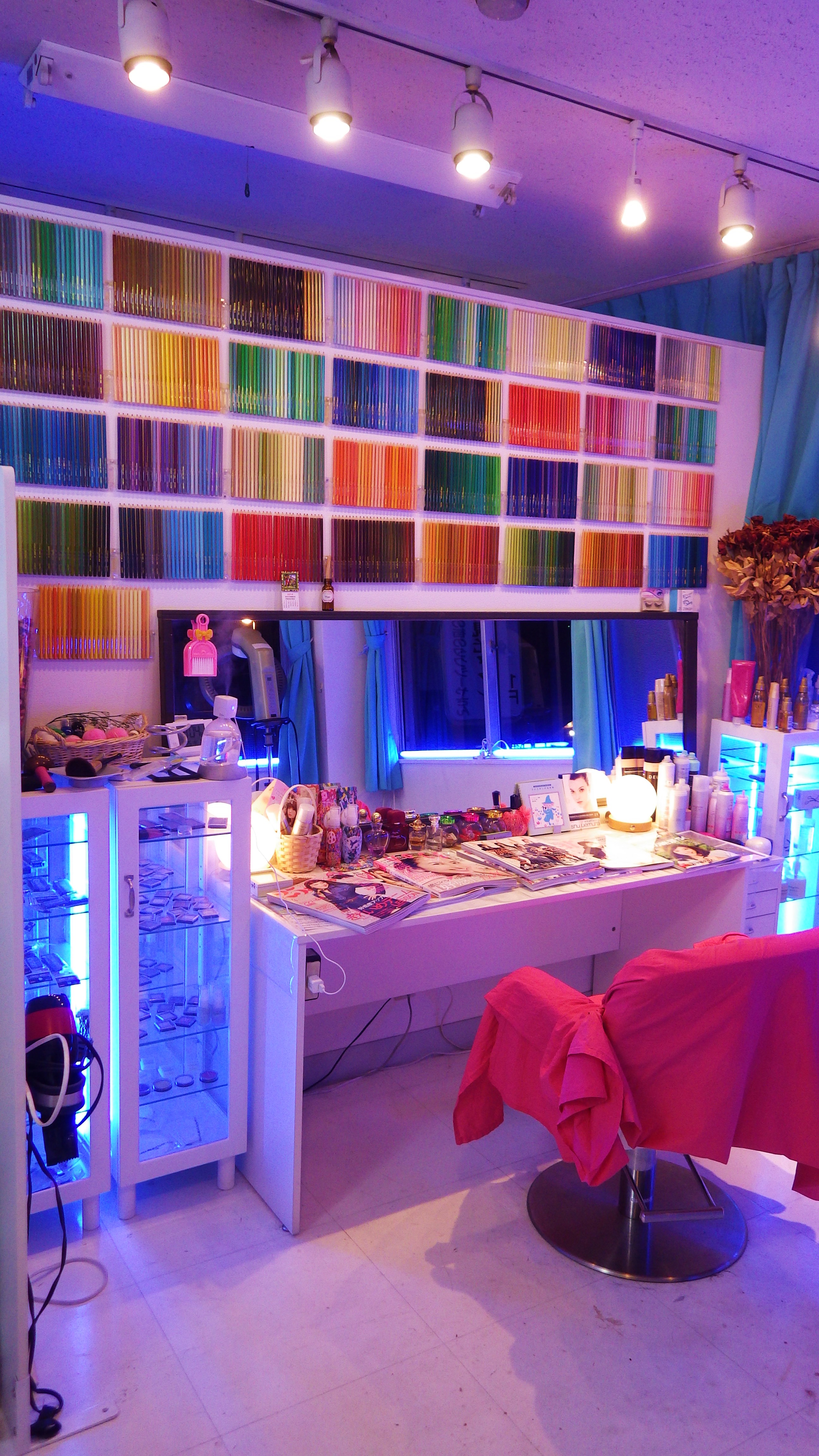 �P�O�O�O�{�̐F���M���T����������